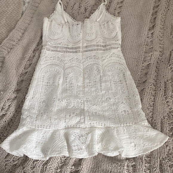 White Lace Dress - Picture 4 of 7